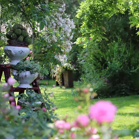 בית נופש Maison Historique Du 15eme Siecle Avec Jardin A - Fr-1-497-135