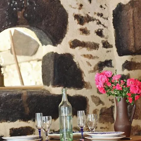 Maison Historique Du 15eme Siecle Avec Jardin A - Fr-1-497-135 Дом отдыха *