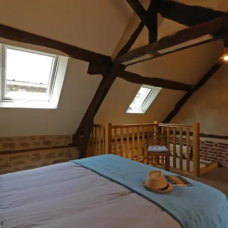 Дом отдыха Maison Historique Du 15eme Siecle Avec Jardin A - Fr-1-497-135 *