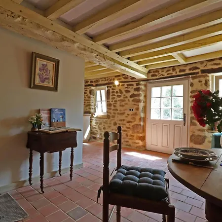 בית נופש Maison Historique Du 15eme Siecle Avec Jardin A - Fr-1-497-135