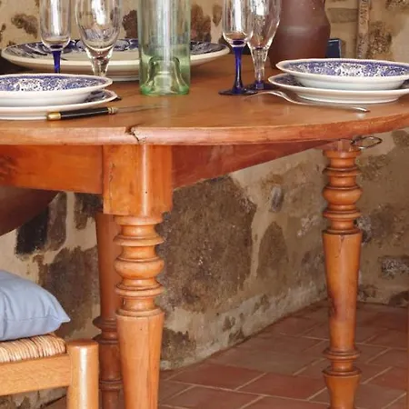 Maison Historique Du 15ème Siècle Avec Jardin à - Fr-1-497-135 Casa de Campo La Carneille