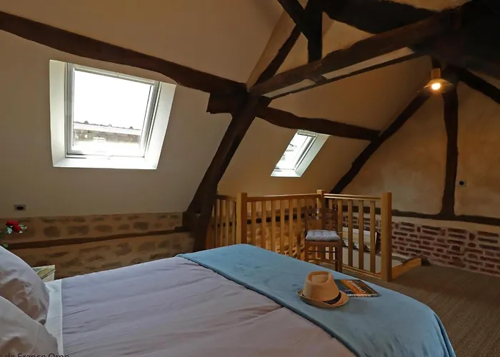 Сasa de vacaciones Maison Historique Du 15eme Siecle Avec Jardin A - Fr-1-497-135 *