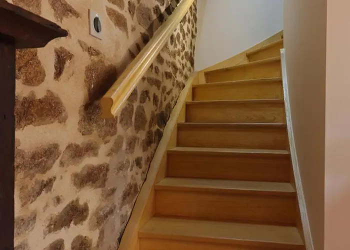 Maison Historique Du 15eme Siecle Avec Jardin A - Fr-1-497-135 La Carneille